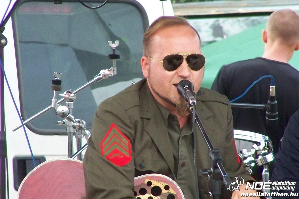 100_4460.jpg