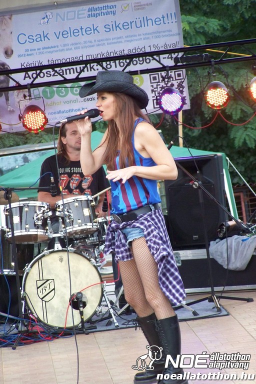 100_4719.jpg