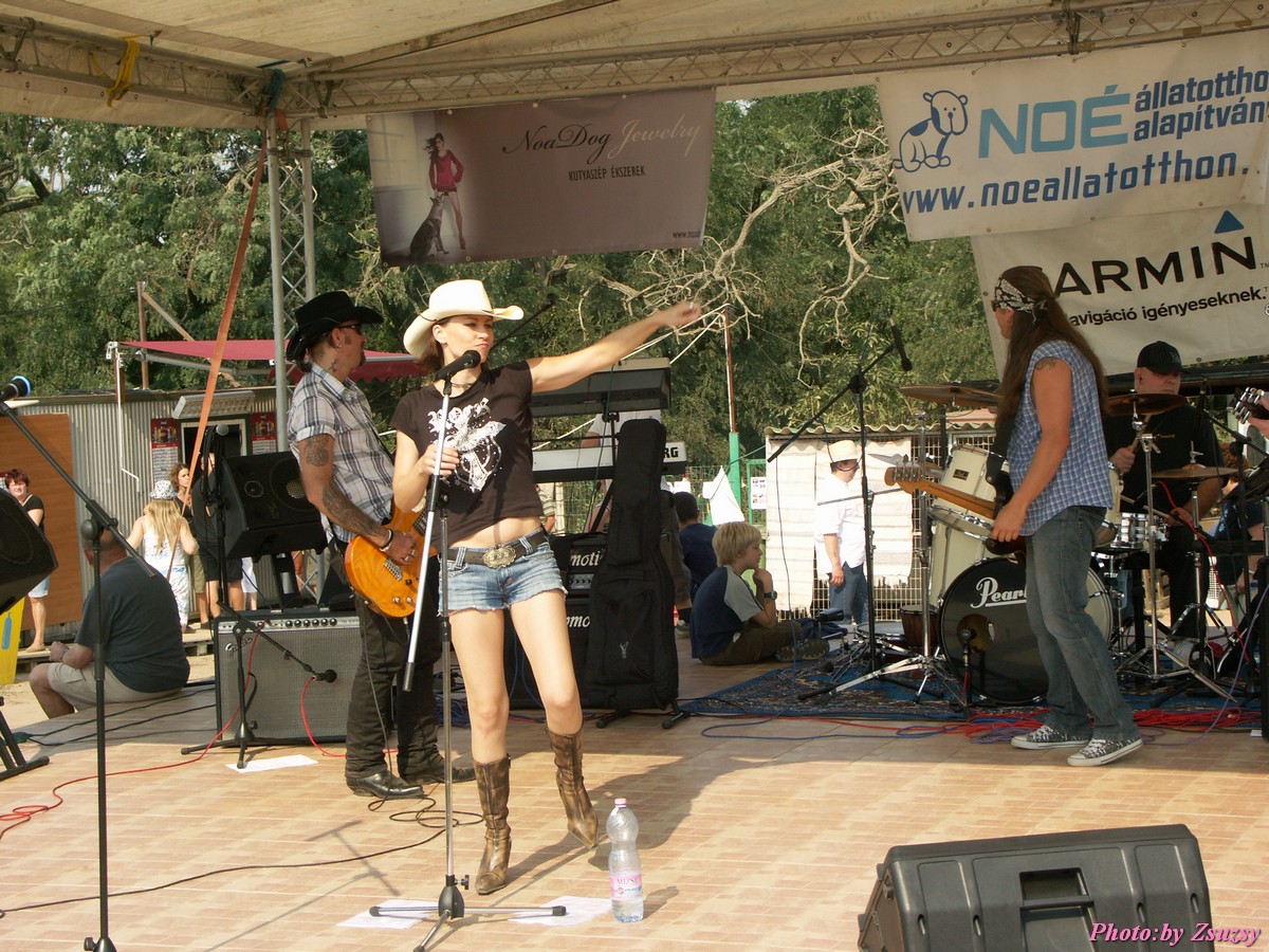 pict7055.jpg