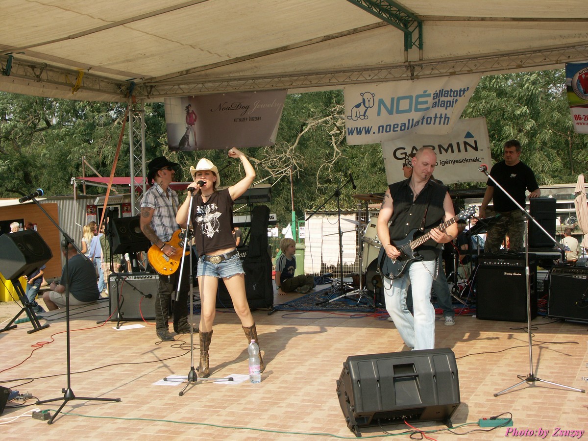 pict7057.jpg
